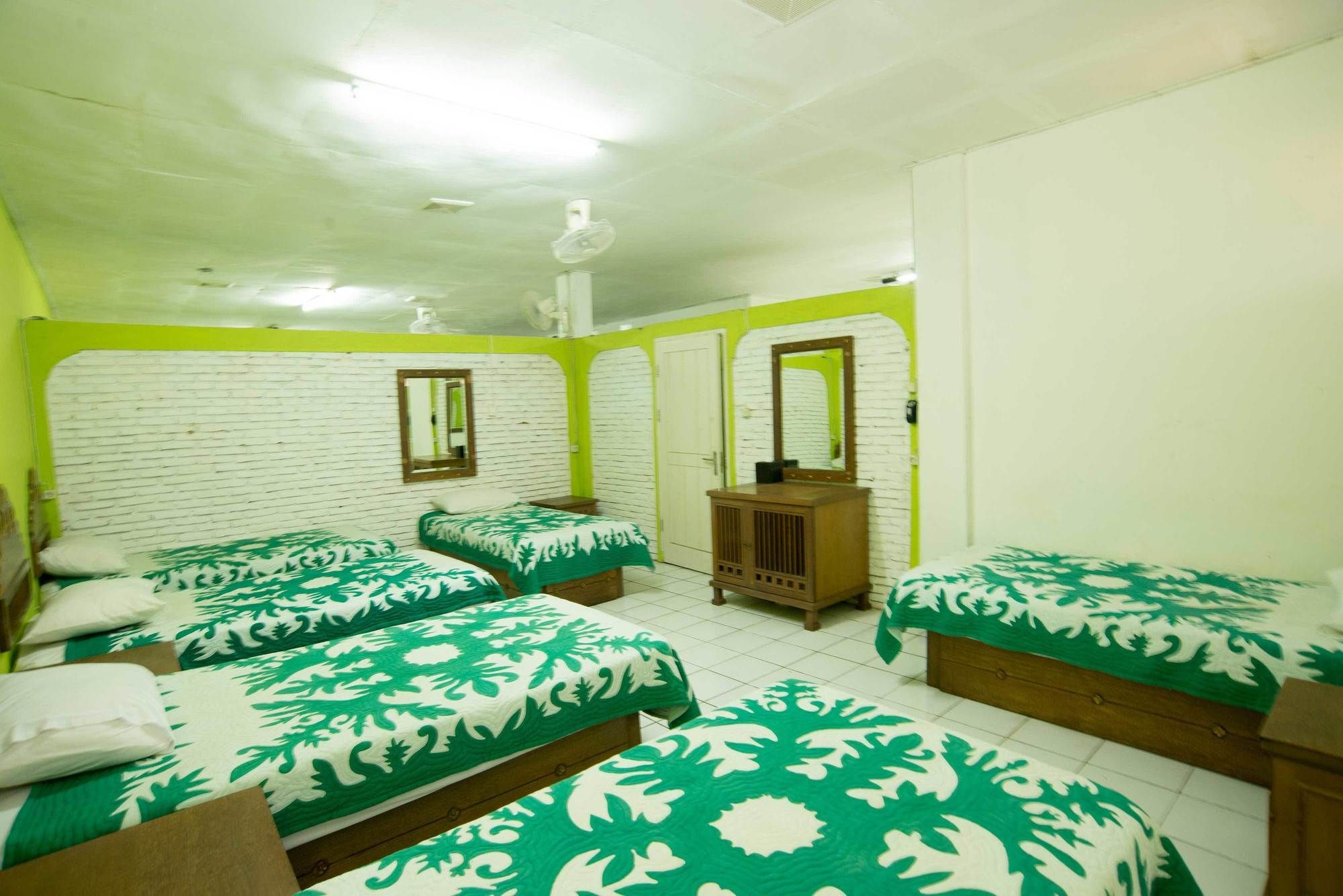 Sendok Hotel Мангсит Экстерьер фото
